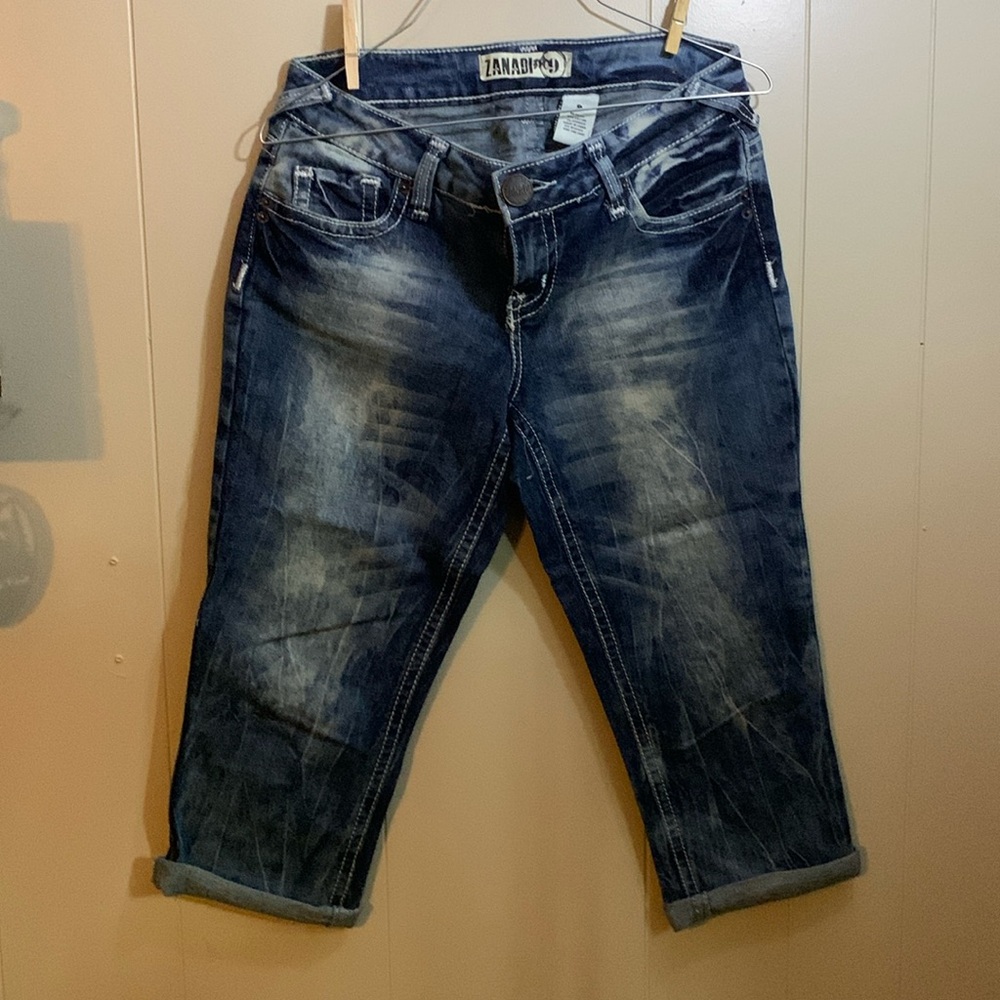 Junior’s 9 Jean vapor